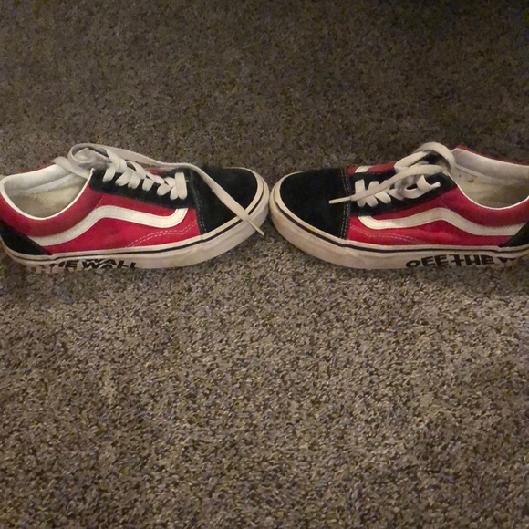 Shoes - Picture 2 of 4